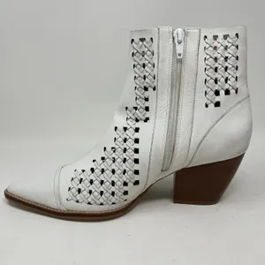 Matisse Bello‎ White Lattice Leather Lasercut Boots Size 8.5 Zip Ankle Booties thumbnail 8