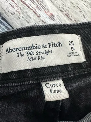 Abercrombie & Fitch The 90’s Straight Mid Rise in Washed Black thumbnail 5