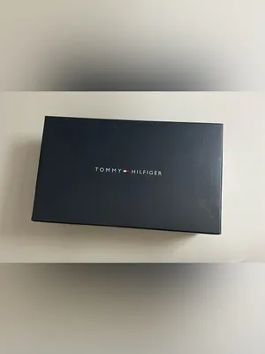 Tommy Hilfiger NIB Bennia Flat Thong Brown T-Strap Logo Sandals Shoes Size 6.5 thumbnail 2