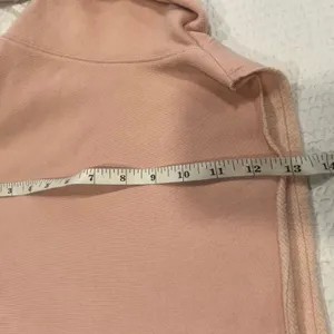 Alo Yoga Extreme Cropped Pullover in a soft pink hue size M women thumbnail 8