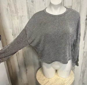 Stripped top White thumbnail 1