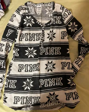 PINK - Victoria's Secret Sleep Shirt thumbnail 1