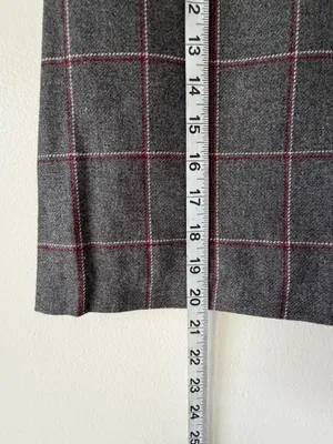 H&M Grey A-Line Plaid Windowpane Skirt thumbnail 7