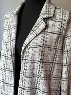 MELLODAY Black & Off White Plaid Open-Front cardigan thumbnail 5
