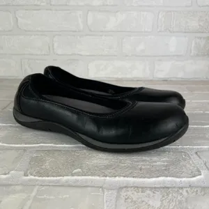 L.L. Bean Ballet Flats Shoes Womens 8 Black Leather Round Toe Slip On Sneakerina thumbnail 14