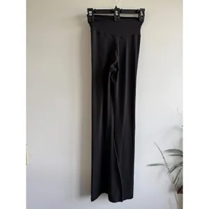 OFFLINE by Aerie Real‎ Me Flare Hi Rise Black Athletic Pants Size S thumbnail 3