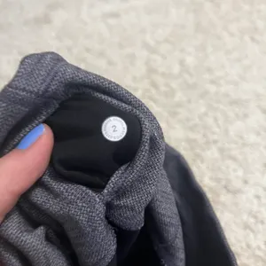 Lululemon Align 25” Heathered Grey Size 2 thumbnail 6