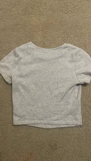 Garage crop top thumbnail 4