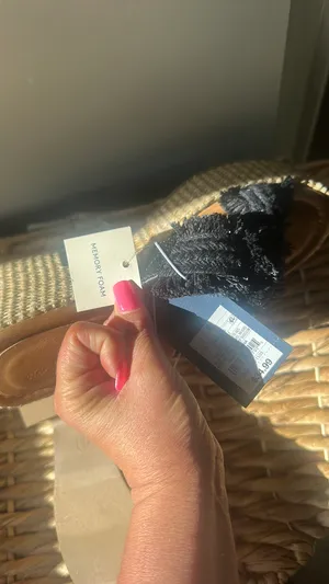 Universal Threads Black wedge sandal thumbnail 2