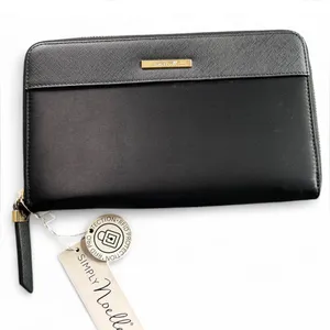 SIMPLY NOELLE JET SETTER WALLET black.NWT. thumbnail 1