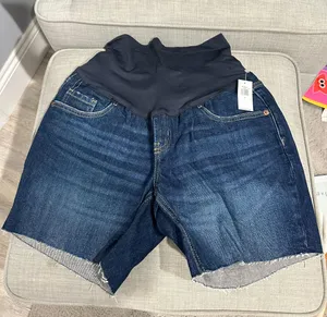 Old Navy Maternity Shorts thumbnail 1