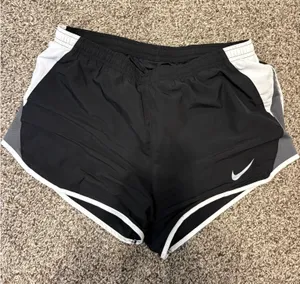 Nike Dri-Fit Shorts thumbnail 1