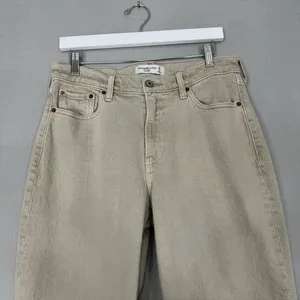 Abercrombie Curve love the baggy low rise beige jeans thumbnail 2
