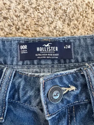 Hollister Ultra High-Rise Baggy Jeans thumbnail 2