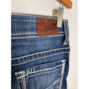 BKE Payton Bootcut Jeans Womens 28R Blue Excellent Contrast Stitch Distressed thumbnail 7