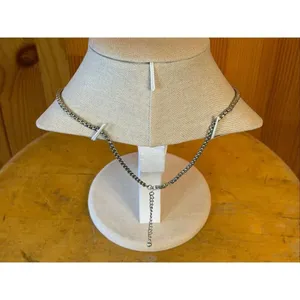 Rings Crossover Pendant Necklace in silver and gold tones (7462) thumbnail 3