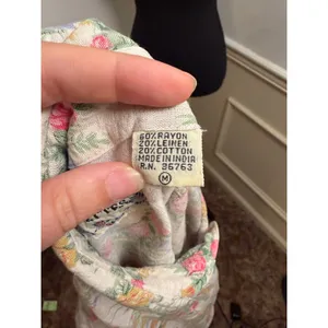 Vintage Rosettes Floral Linen Blend Top Cottage Button Up Short Sleeve Blouse thumbnail 7