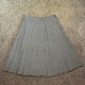 El Vous‎ Gingham Pleated Midi Skirt Black White Plaid Academic Size 4 thumbnail 2