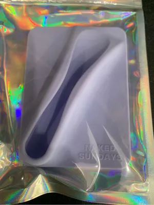Naked Sundays Lip Gloss Silicone Case Lilac Purple Brand New thumbnail 2