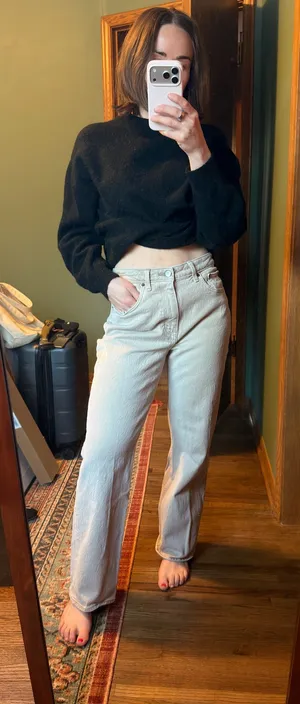 Abercrombie & Fitch 90's Relaxed Jean - High Rise thumbnail 1