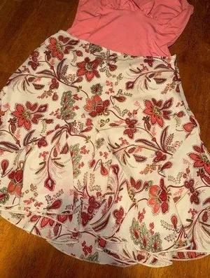 Women’s Flowy mini skirt paisley Size undefined thumbnail 1