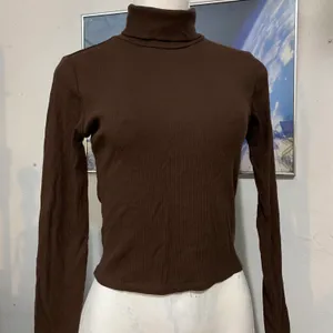 Mocha Brown, Long Sleeve Turtleneck, Top Size M thumbnail 2