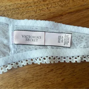 Victoria's Secret Solid White Floral Lace Halter Style Bralette NWOT thumbnail 3