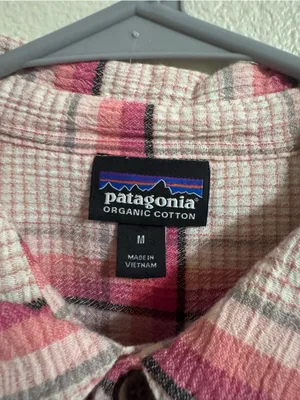 Patagonia Pink and White Plaid Short Sleeve Button-Down Shirt thumbnail 2