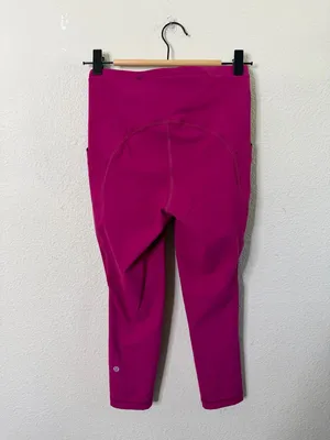 Lululemon Swift Speed High-Rise Crop‎ 21" Wild Berry Womens Size 4 thumbnail 3