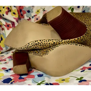 Crown & Ivy Azalea Cheetah Sz6 Knee High Fabric Pointy Toe Side Zip Boots thumbnail 16