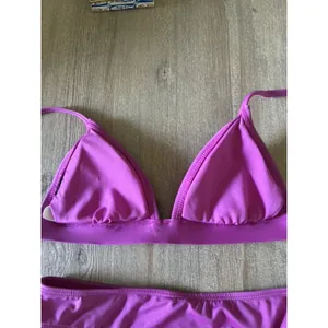 Hurley Purple Bikini Set Logo Triangle Top & Hipster Bottoms Swimwear EUC Sz Sm thumbnail 4