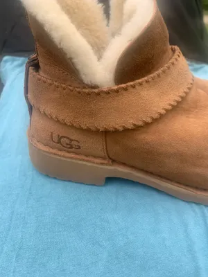 UGG Boots thumbnail 2