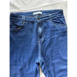 Women’s Blue Medium Wash Straight Leg Denim Jeans Solid 5-Pocket Size 14 thumbnail 2