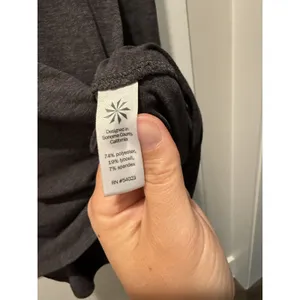 Athleta Dark Grey Long Sleeve Stretch Tunic With Low back & Twist Detail Size L thumbnail 2