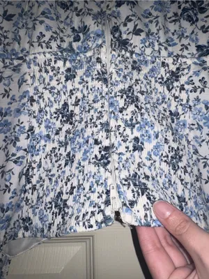 Francesca's Collections White and Blue Floral Midi Dress thumbnail 5