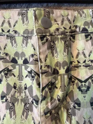 Whitney Eve Geometric Print Frayed Hem Shorts Size S thumbnail 4