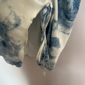 LA Hearts PacSun Blue Rose Floral‎ Ruched Strapless Tube Mini Dress XS thumbnail 2