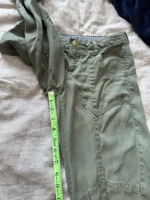 Athleta Low-Waisted Green Adjustable Lightweight Pants thumbnail 12