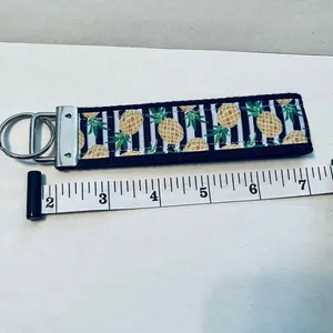 Pineapple Ribbon Keychain Tropical Beach Vacation Blue Yellow‎ Green White NWOT thumbnail 2