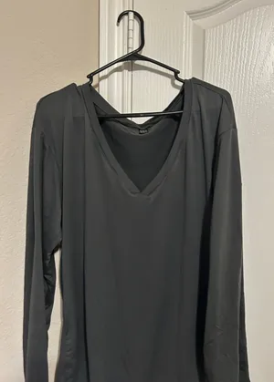 SheIn Long sleeve V Neck Shirt thumbnail 3