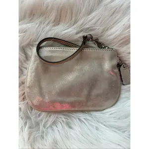 Coach Poppy Pearl Gold Metallic Wristlet Y2K thumbnail 3