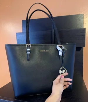 New Michael Kors shoulder bag adjustable hand strap genuine leather Sliver Logo thumbnail 5