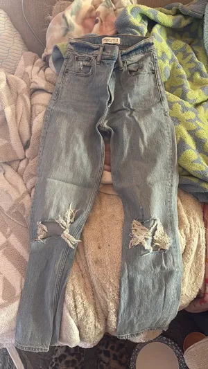 Abercrombie High-Rise Jeans 90s Straight thumbnail 1