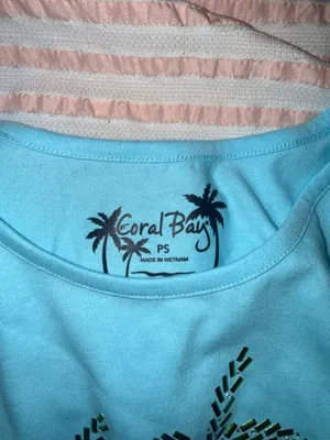 Coral bay bedazzled palm tree top thumbnail 3
