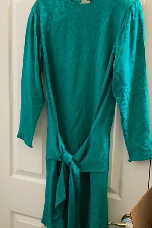 FINAL MARKDOWN LADIES Liz Claiborne silk dress 8 thumbnail 1