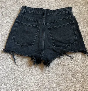 ZARA Black High Rise Distressed Cheeky Denim Shorts Size 2 thumbnail 7