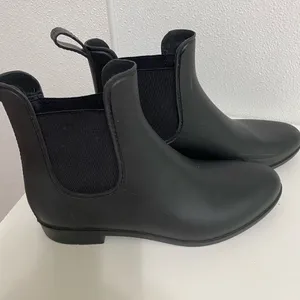 Target Black Ankle Rubber Rain Bootie women’s size 9 thumbnail 1