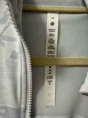 NEW Lululemon Define Jacket  thumbnail 2