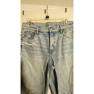 AMERICAN EAGLE Skylight Blue Strigid Ripped Knee High-Waisted Stovepipe Jeans thumbnail 6