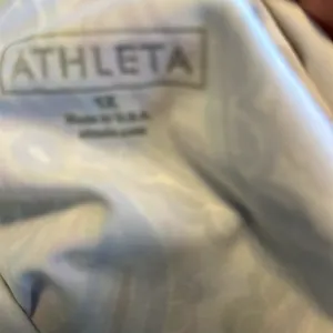 Athleta 1x white sleeves floral quarter zip lightweight stretchy bright cute thumbnail 8
